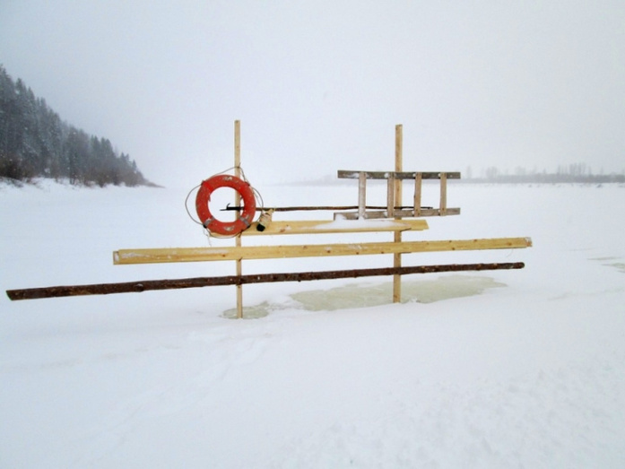 В Кировской области открылась ещё одна ледовая переправа через Вятку