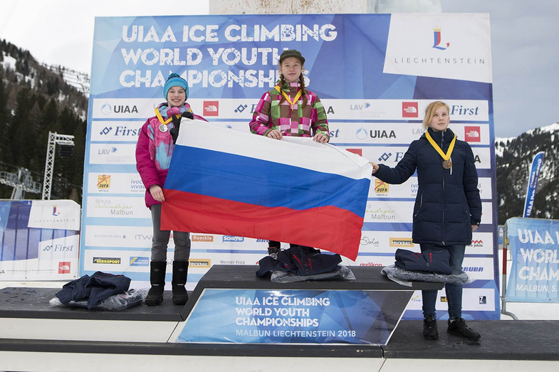 Кировчане в составе сборной России стали победителями первенства мира по ледолазанию