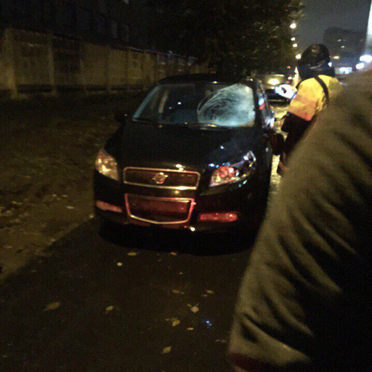 На улице Горького пьяный водитель насмерть сбил пешехода и скрылся