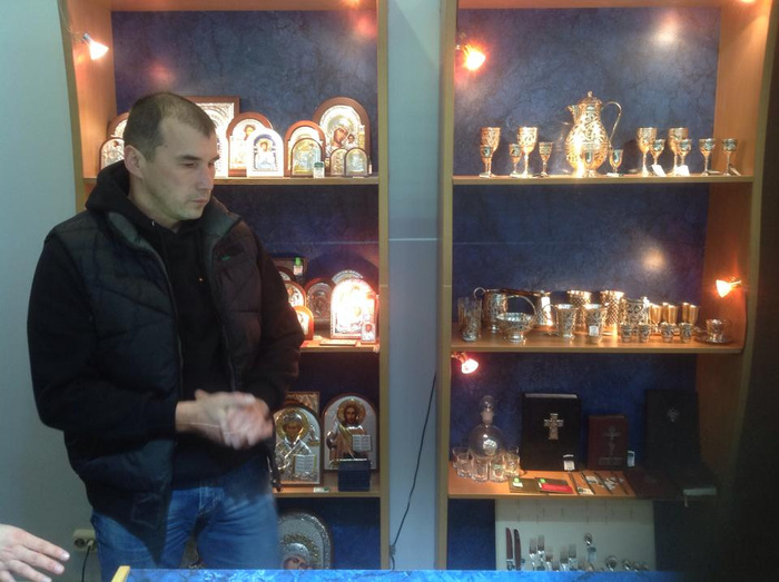 В Кирове раскрыта кража из ювелирного магазина