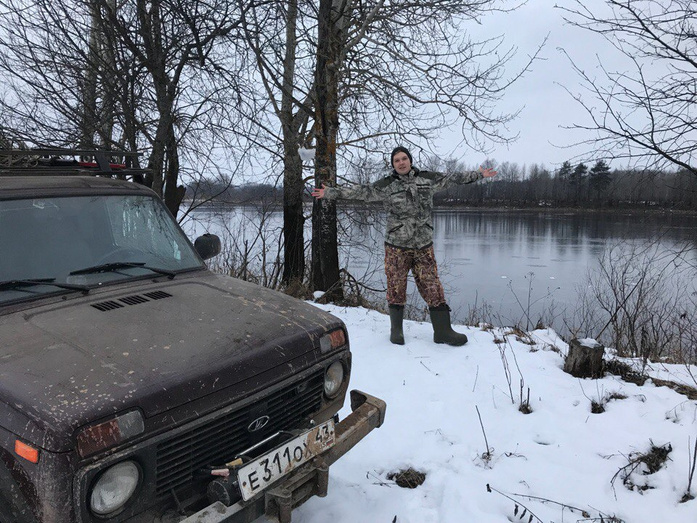 Отличный клёв окуня на пруду в Куменах и первый массовый выезд на Петровку. Еженедельный отчёт с рыбалки в Кировской области
