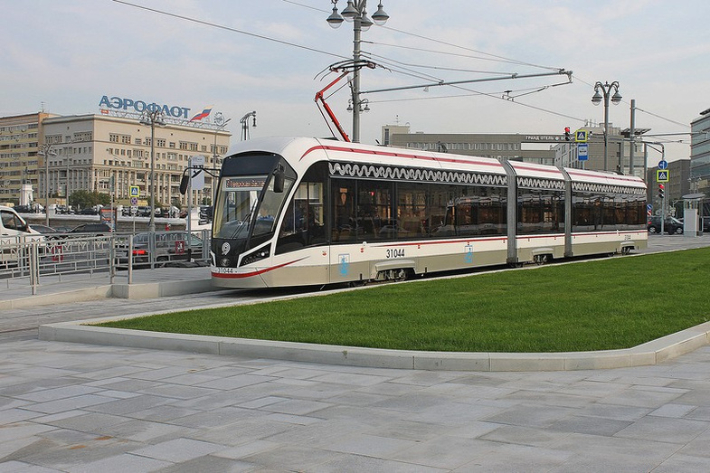 Трамвай на Белорусской, Москва преображается...