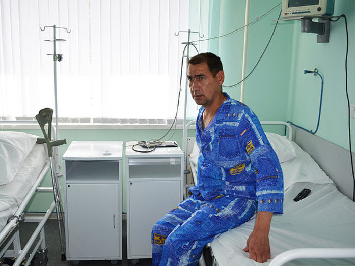 Врачи провели уникальную для Кирова операцию пациенту со сложным переломом таза