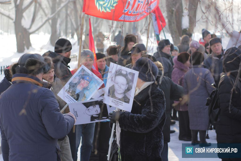 Ещё один «Бессмертный». Ветераны Афганистана и Чечни теперь тоже проводят митинги с портретами погибших солдат