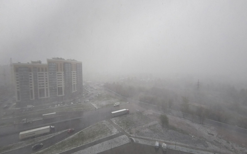 На Киров обрушился майский снегопад. Фото