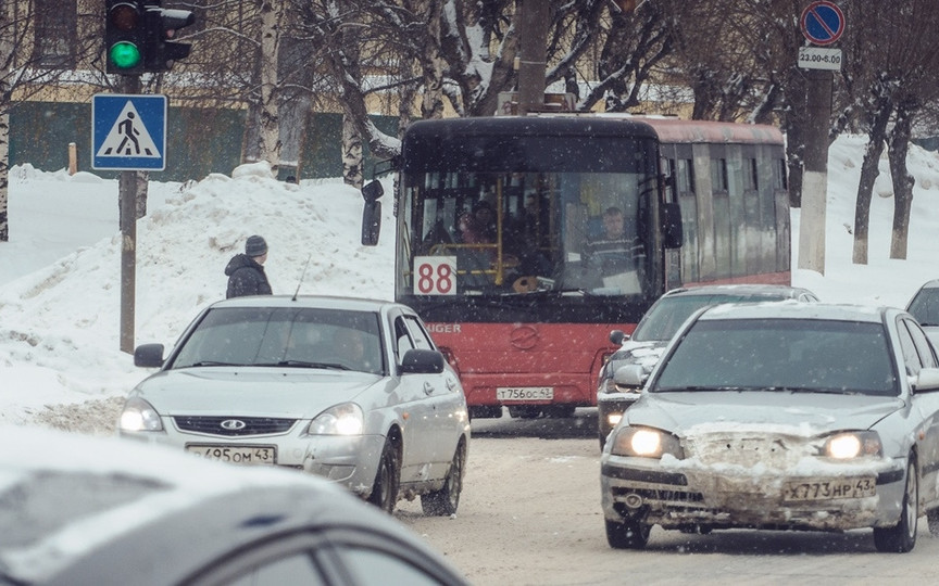«Через АЗС его продавать запрещено». В суде свидетель рассказал, почему «Башнефть» не заправляла печным топливом кировские автобусы