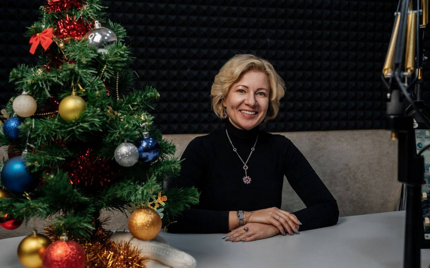 «Дарить подарки, наслаждаться тем, что мы имеем». Юлия Усенко в проекте «Не тайный Дед Мороз»