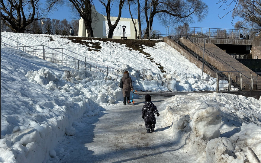 Пенсии, кредиты и приём в первый класс: какие законы вступят в силу с 1 апреля 2026 года