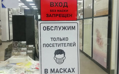 «Мы не имеем права не пускать человека в автобус»: почему кировчане носят маски магазинах, но забывают о них в общественном транспорте