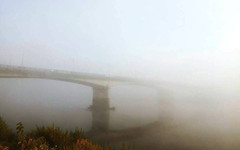 Киров окутал густой туман. Фото из соцсетей