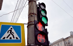 В Кирове на двух перекрёстках отключат светофоры