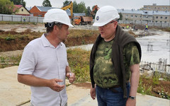 Александр Соколов посетил стройку школы в Нолинске