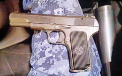 Кировчанина подозревают в краже шоколада и пистолетов