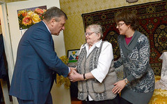 Игорь Васильев проверил качество соцобслуживания пожилых кировчан на дому