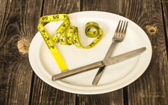 Как есть блины и не толстеть: советы нутрициолога