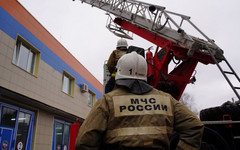 Александр Соколов поздравил сотрудников МЧС с профессиональным праздником