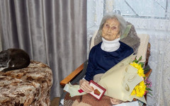Ветеранам из Кирова вручили юбилейные медали в честь 80-летия Победы