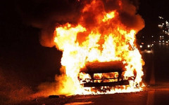 В Кирове во время движения загорелся автомобиль «Ауди»