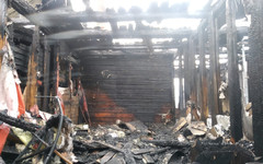 Причина, последствия и сбор средств: подробности крупного пожара в Нововятском районе