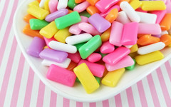 Жвачка стала самым подорожавшим продуктом за год санкций