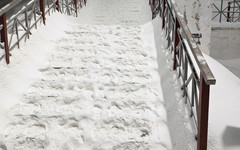 Депутат Никулин пожаловался на пешеходный переход через железную дорогу