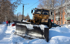 На дороги Кировской области выпустили 238 единиц снегоуборочной техники