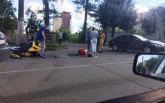 В Кирове на улице Воровского иномарка сбила мотоциклиста