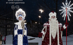 В Слободском приобретут новые фигуры Деда Мороза и Снегурочки