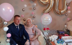 Жительнице Кирова Екатерине Кузнецовой исполнилось 90 лет