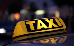 В новогоднюю ночь в Кирове вырастут цены на такси
