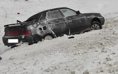 На трассе в Вятскополянском районе столкнулись встречные автомобили