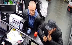 В Кирове разыскивают троих мошенников, укравших 4,5 млн рублей на «старинных монетах»