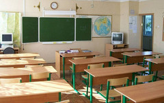 Кировские школы хотят обезопасить от учителей-уголовников