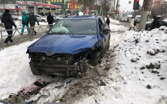 В Кировской области в ДТП автомобиль отбросило на пожилую женщину