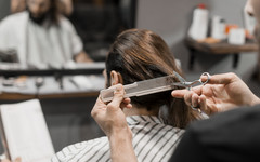 В Кирове открылась парикмахерская для бездомных