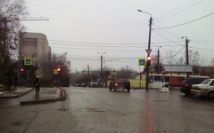 На двух перекрёстах Кирова появились новые светофоры