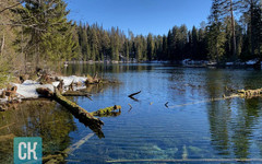 Прозрачная вода, старые избы и впечатляющие виды. Выходные в селе Суводь