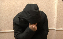 В Кирове полицейские с поличным поймали 18-летнего наркоторговца и вышли ещё на трёх членов банды