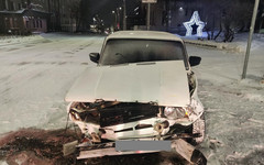 На Московской ВАЗ врезался в «Весту»