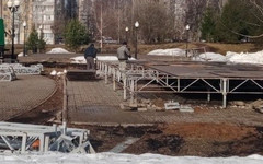 В Кочуровском парке начали реконструкцию сцены