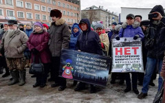 Противникам «Марадыковского» вместо митинга на Театральной площади разрешили провести пикет у мэрии