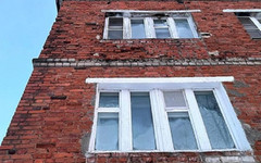 Прокуратура заставила чиновников сделать капремонт в аварийном доме Кирова