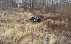 В Пижанском районе подросток на ВАЗ съехал с дороги и опрокинулся