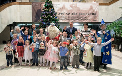 Воспитанники центра временного пребывания детей побывали на новогодней ёлке