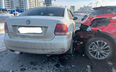 На путепроводе в Чистых Прудах столкнулись три автомобиля. Один из водителей пьяный