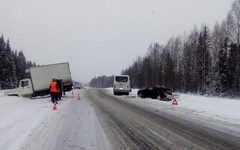 В Слободском районе в ДТП с автобусом пострадали три человека