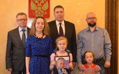 Президент Владимир Путин поздравил школьницу из Кирова с Новым годом