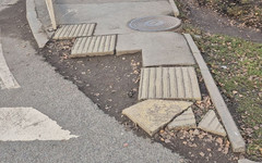 Кировский путепровод может травмировать