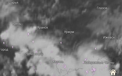 Грозовой фронт движется на север: юг Кировской области ожидает непогода