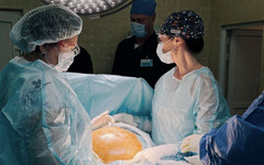 В кировском онкоцентре провели операцию беременной пациентке